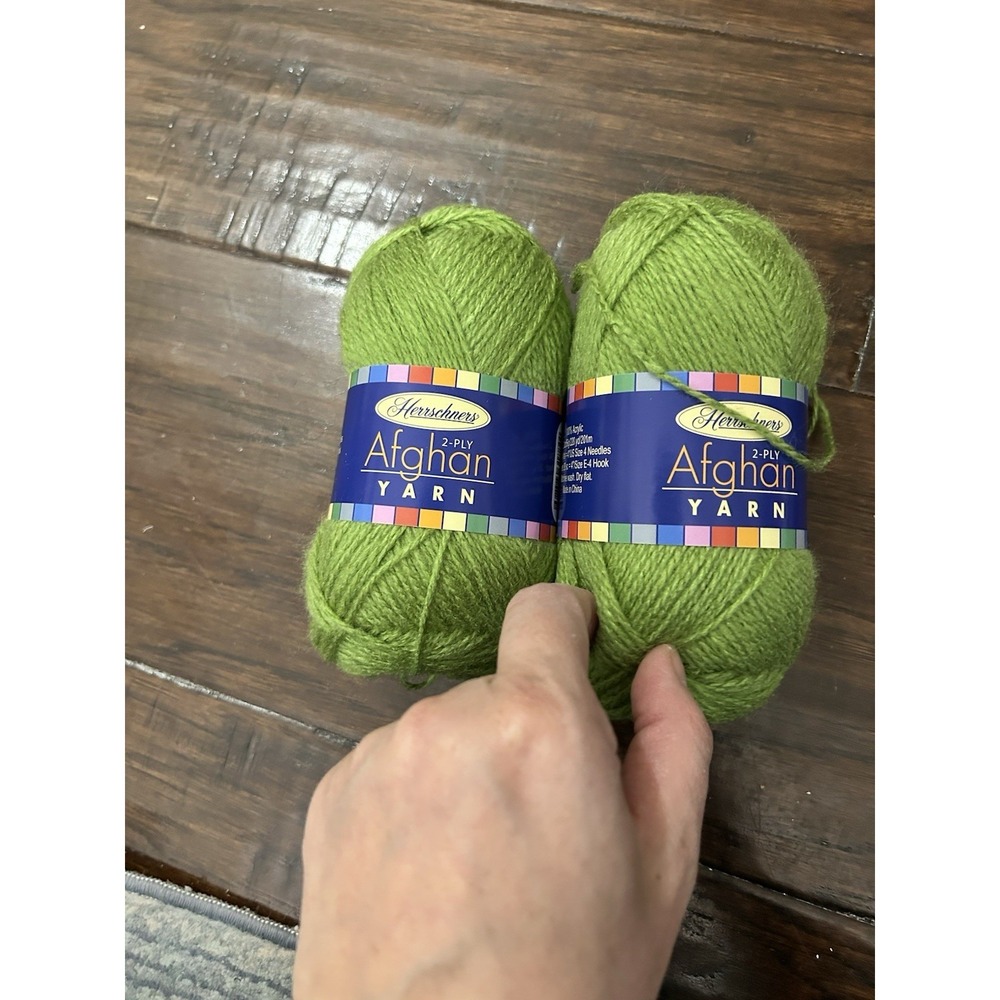 2 Skeins Herrscheners 2 Ply Afghan Acrylic Yarn Leaf Green 56g Color 0047